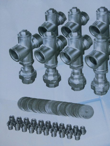 各種煤氣調(diào)節(jié)裝置和各口徑的煤氣噴咀、孔板